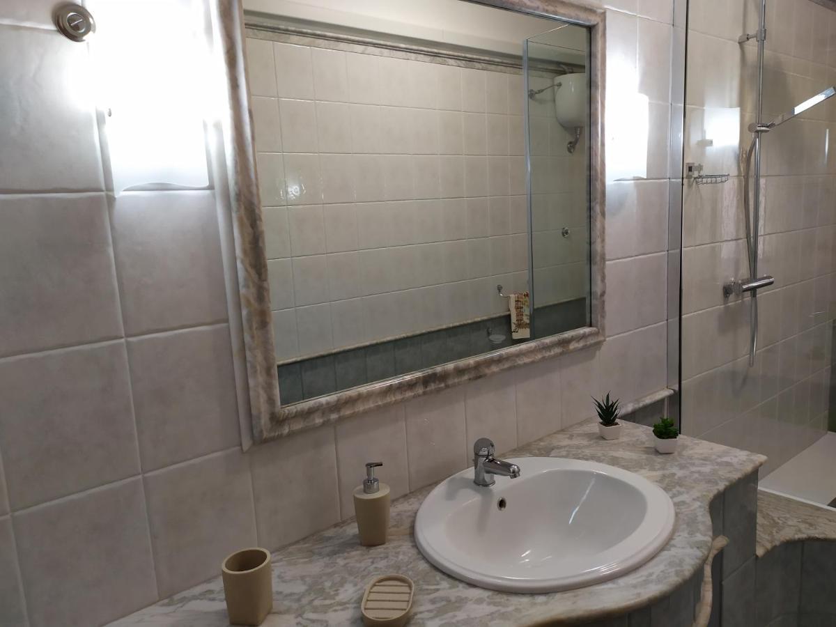 Abitazione Privata Nel Cuore Del Salento มูโร เลกเชเซ ภายนอก รูปภาพ